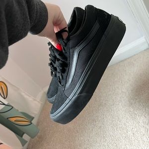 Vans Old Skool triple black platform sneakers size 7.5